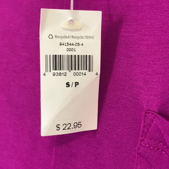 Tank top from Gap never worn with tag - Picture 5 of 5